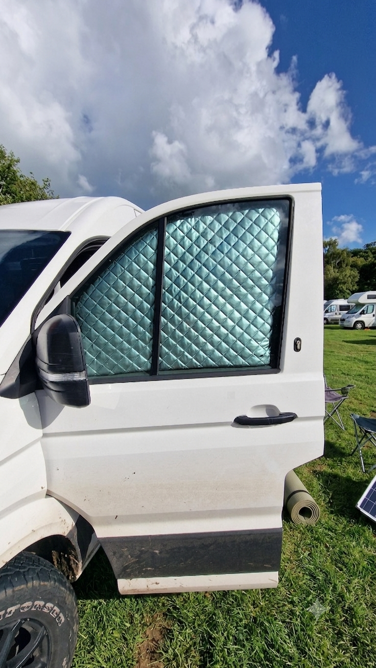 Premium Magnetic Thermal Window Blinds For New Generation VW Crafter & MAN TGE
